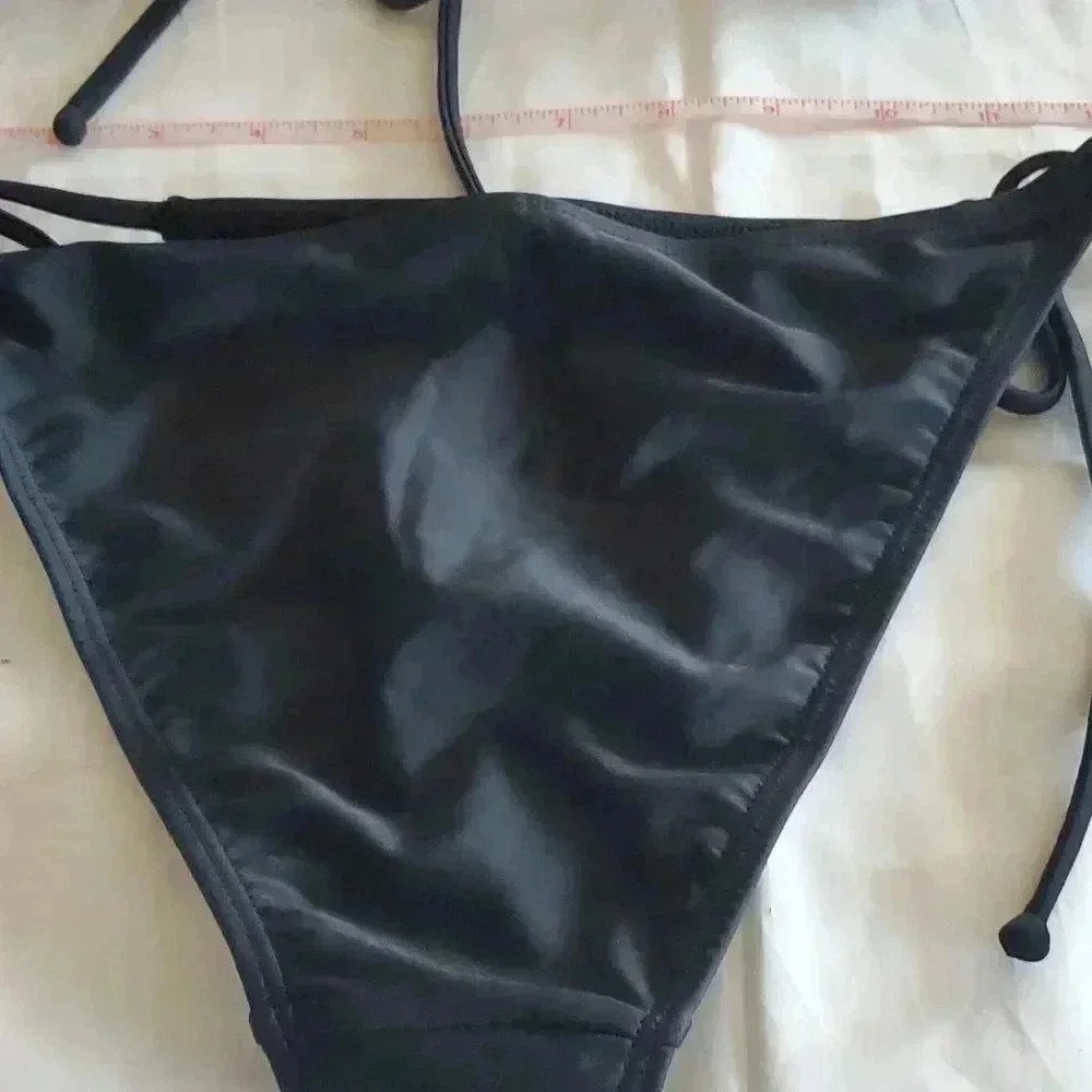 Triangle bikini - Picture 8 of 8
